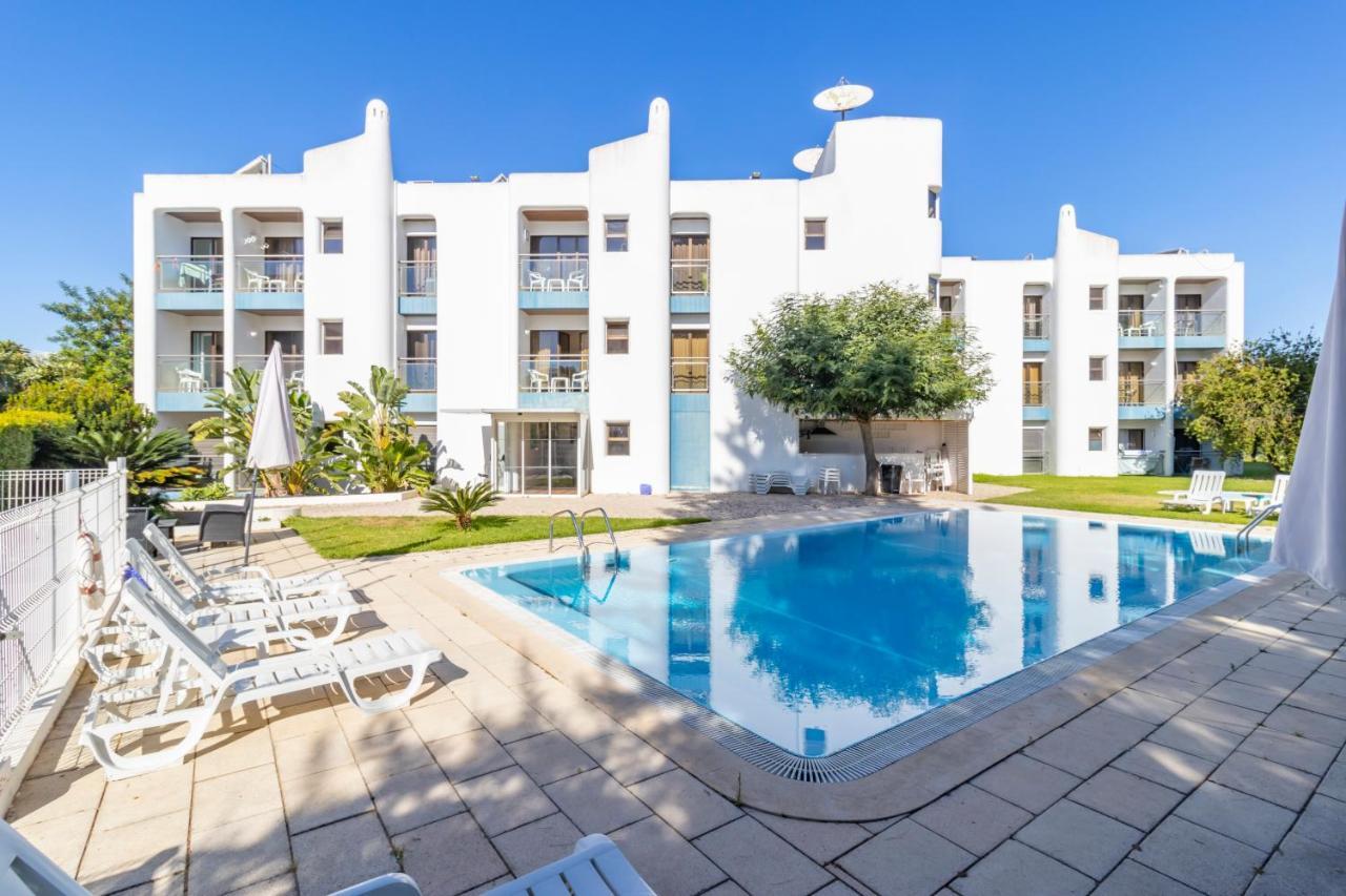 Zarco - Cosy Apartment In Vilamoura With A Balcony With View To The 2 Swimming Pools - Near The Beach & The Marina Quarteira Ngoại thất bức ảnh