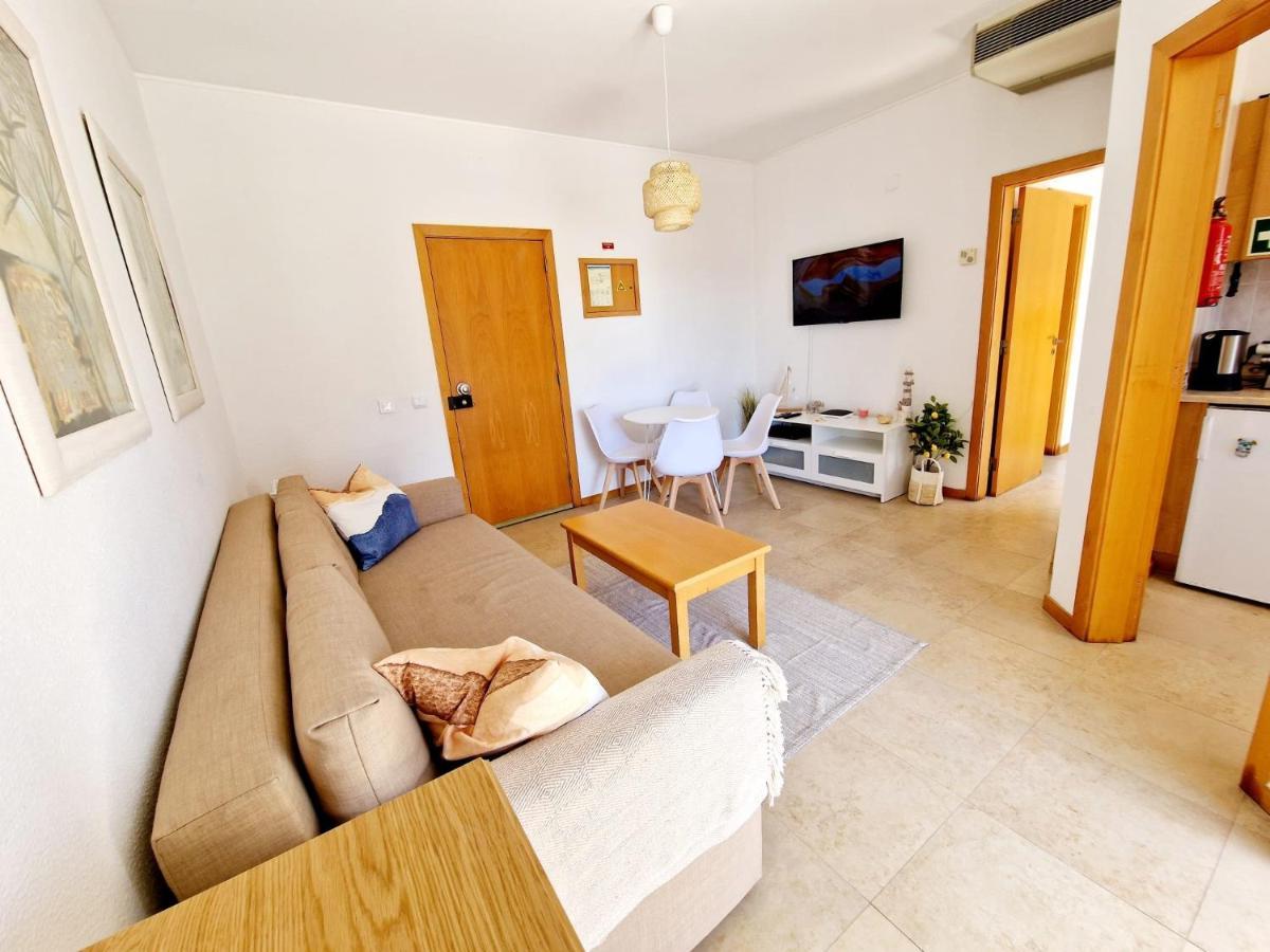 Zarco - Cosy Apartment In Vilamoura With A Balcony With View To The 2 Swimming Pools - Near The Beach & The Marina Quarteira Ngoại thất bức ảnh