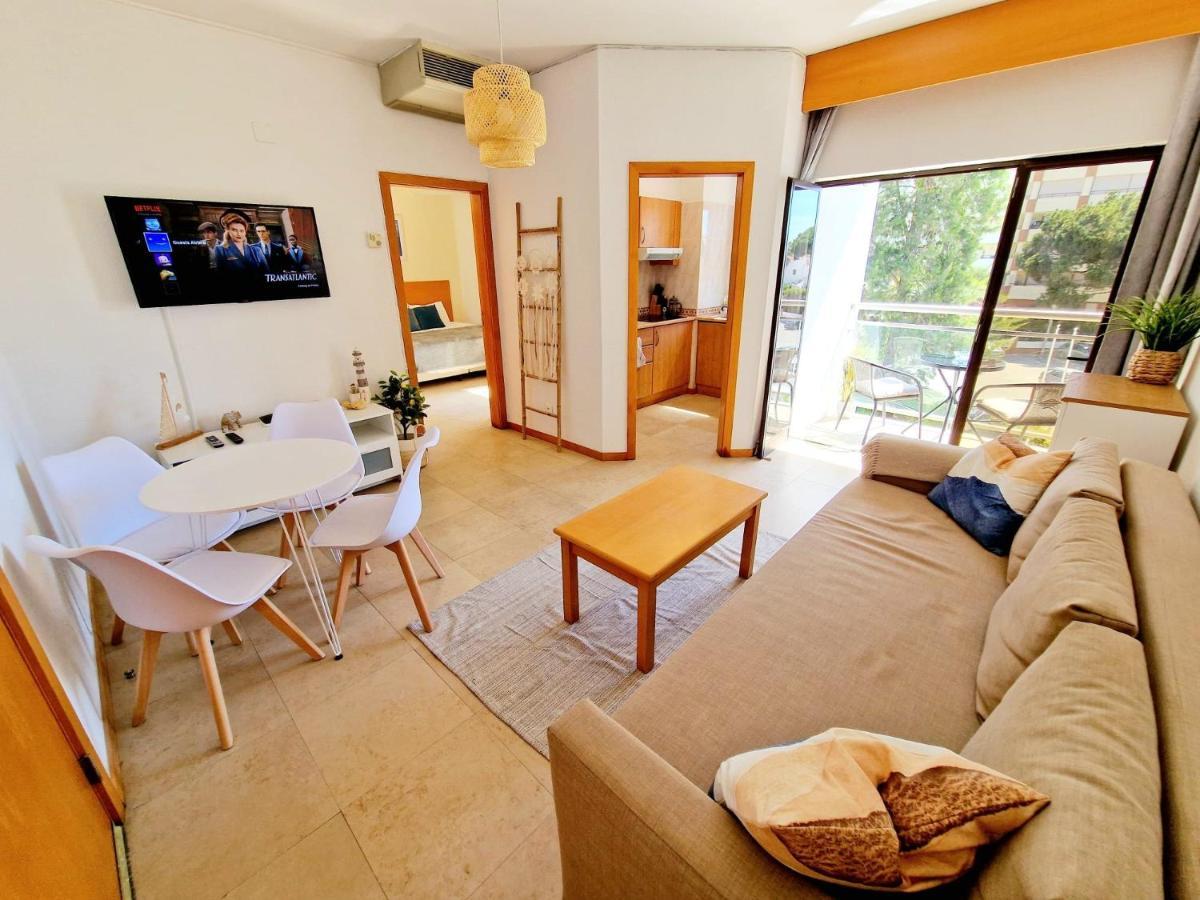 Zarco - Cosy Apartment In Vilamoura With A Balcony With View To The 2 Swimming Pools - Near The Beach & The Marina Quarteira Ngoại thất bức ảnh