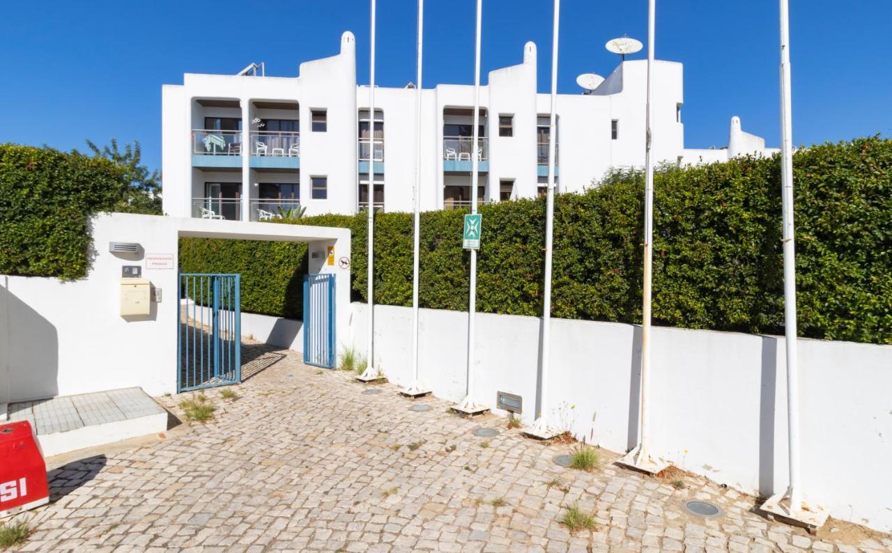 Zarco - Cosy Apartment In Vilamoura With A Balcony With View To The 2 Swimming Pools - Near The Beach & The Marina Quarteira Ngoại thất bức ảnh