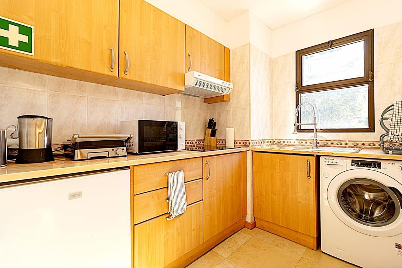 Zarco - Cosy Apartment In Vilamoura With A Balcony With View To The 2 Swimming Pools - Near The Beach & The Marina Quarteira Ngoại thất bức ảnh